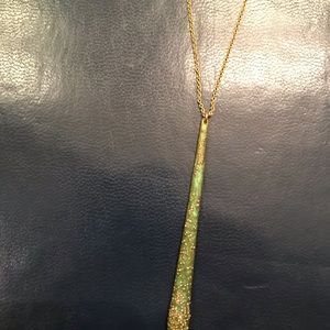 Beautiful 14k and enamel pendant necklace.